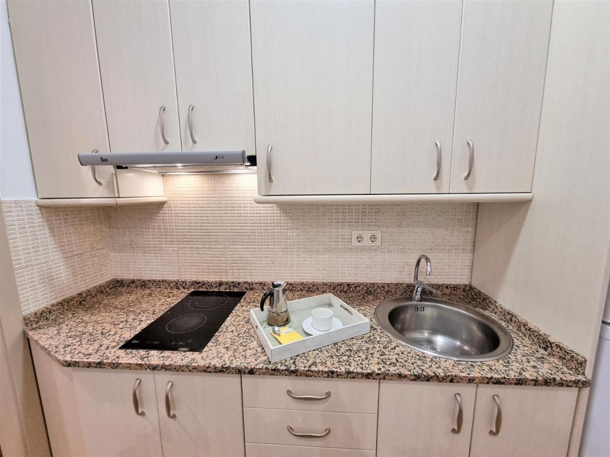 Apartamentos San Andres Madrid Exteriér fotografie