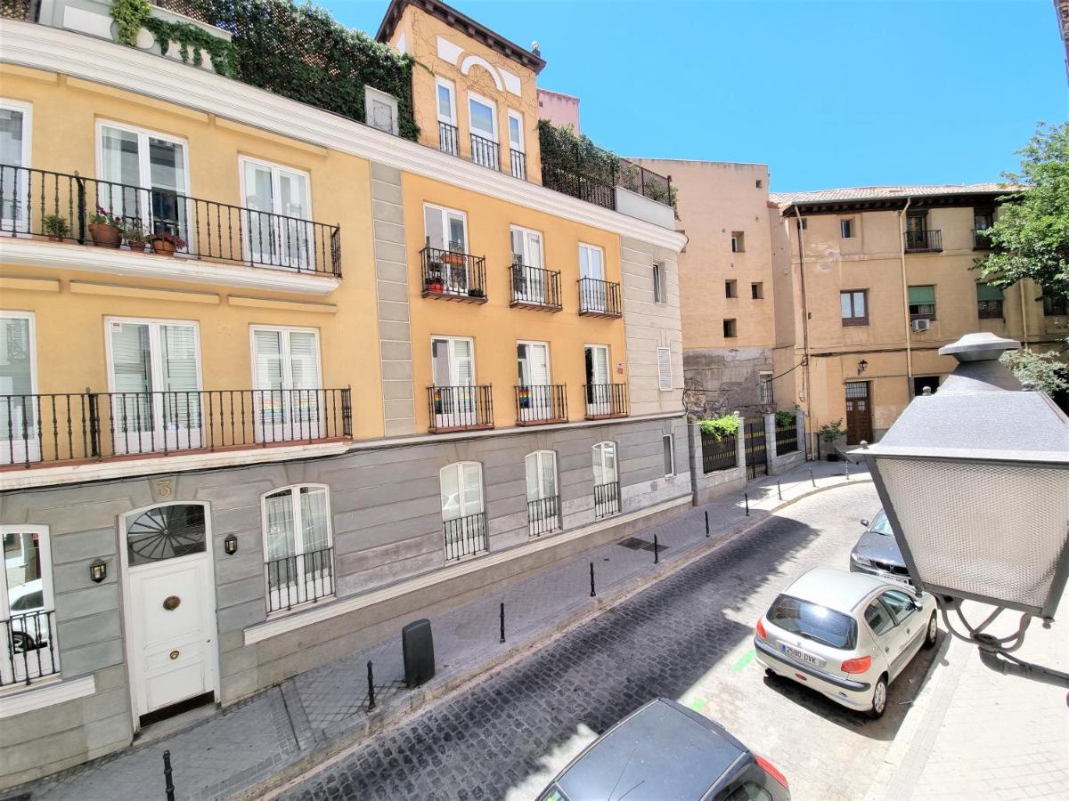 Apartamentos San Andres Madrid Exteriér fotografie